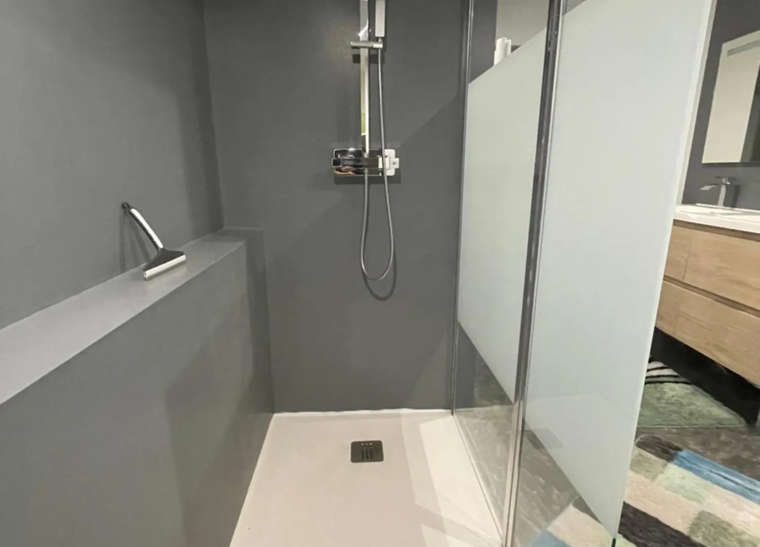 Gite 10 Personnes Ardeche Jacuzzi Saint-Apollinaire-de-Rias 0*,  France